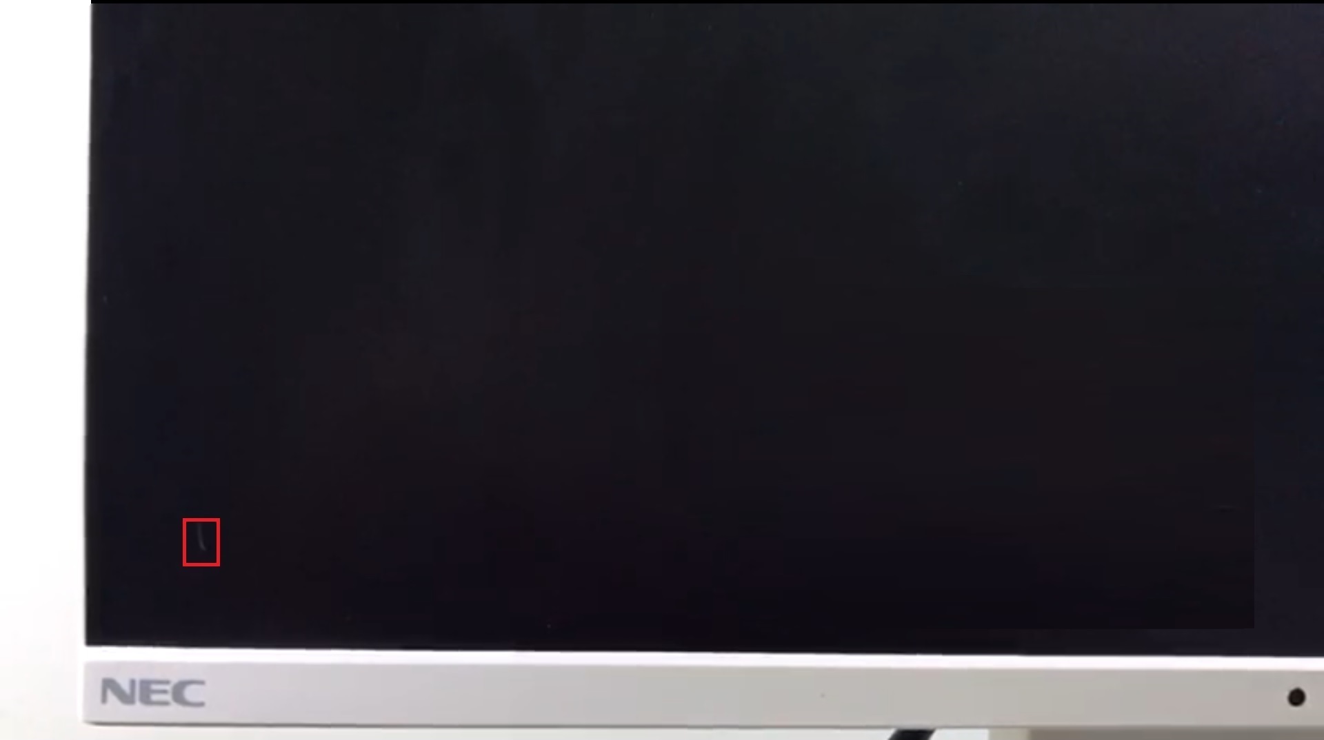 NEC EA245WMI فرز ثاني خفيف - الصورة 5
